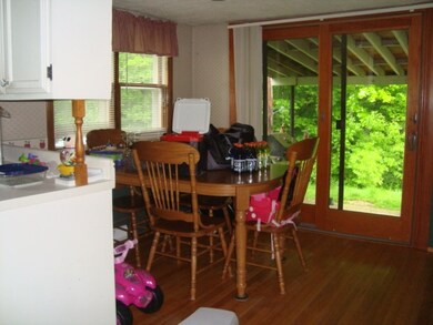 152 S Main St, Potosi, WI 53820 - photo 5