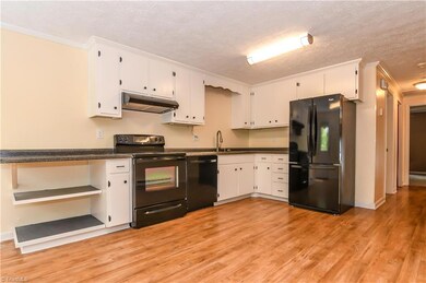 4970 Randleman Rd, Greensboro, NC 27406 - photo 6