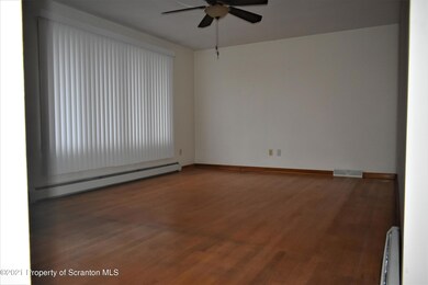 938 Clay Ave, Olyphant, PA 18447 - photo 3