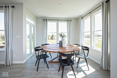 540 Bluestem Ln, New Whiteland, IN 46184 - photo 6