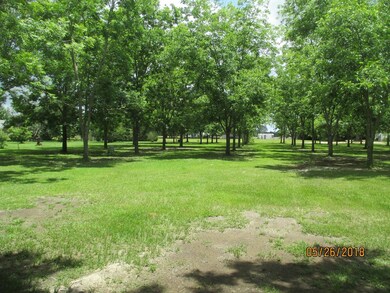 186 Jefferson Rd, Adel, GA 31620 - photo 2