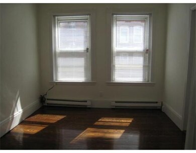 164 Endicott St unit 5, Boston, MA 02113 - photo 4