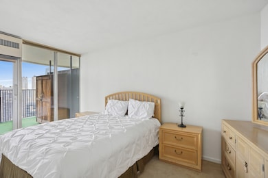 Marina City unit 5803, Chicago, IL 60654 - photo 6