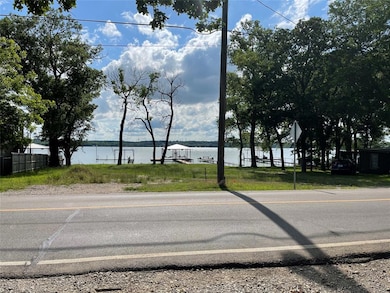 1410 E Lake Dr, Weatherford, TX 76087 - photo 2