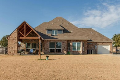 2003 Lakeridge Cir, Ennis, TX 75119 - photo 5