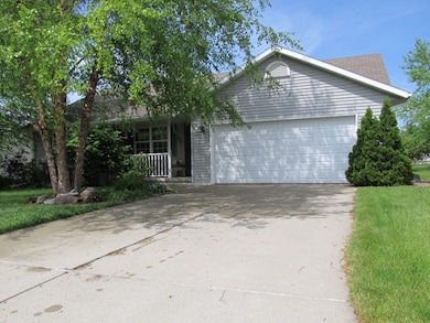 123 Debbie Dr, Evansville, WI 53536 - photo 3