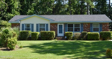 706 Dennis Rd, Jacksonville, NC 28546 - photo 2