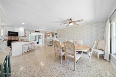 Dining area/kitchen