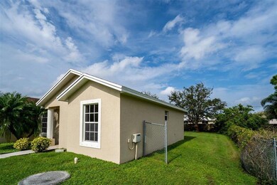 425 SW Meadow Terrace, Port Saint Lucie, FL 34984 - photo 4