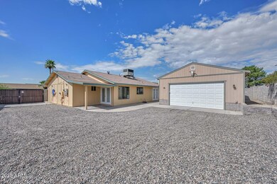 Backyard-Garage
