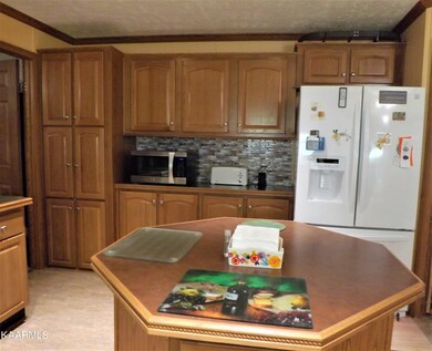 541 Claysville Rd, Crossville, TN 38571 - photo 4