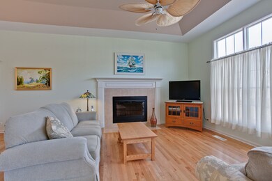 4015 Coyote Lakes Cir, Lake In the Hills, IL 60156 - photo 7