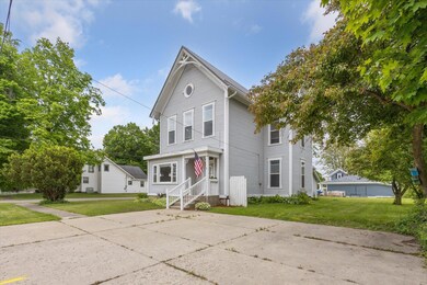 04-501-N-Lincoln-St-Stanton-MI-48888-Win