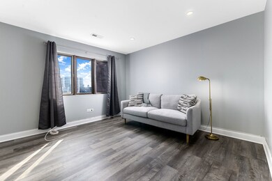 414 Clinton Place unit 502, River Forest, IL 60305 - photo 5