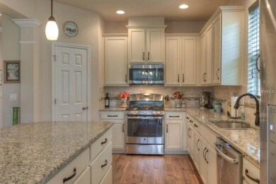 5111 Sagecrest Dr, Lithia, FL 33547 - photo 6