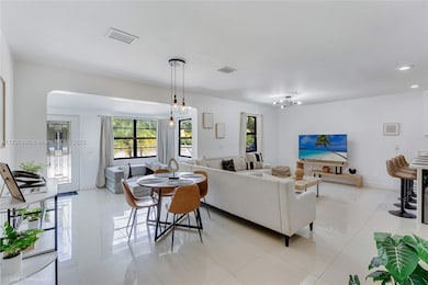 1401 SW 3rd Ave, Dania, FL 33004 - photo 5