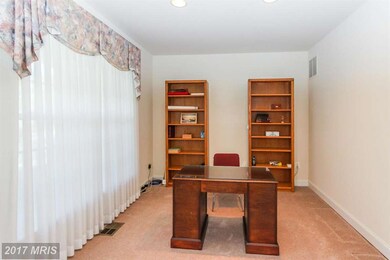 23113 Persimmon Ridge Rd, Clarksburg, MD 20871 - photo 4