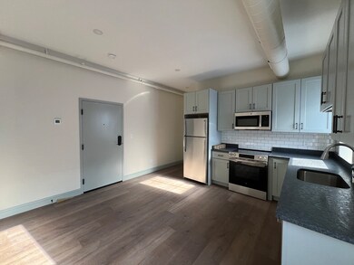 160 Seabury St unit 5, Fall River, MA 02720 - photo 3