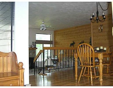 Entry/Foyer. Looking into dining and living areas