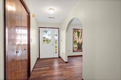 2202 w williams rd-04