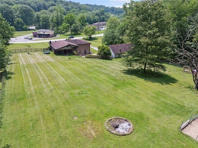 1343 Venetia Rd, Eighty Four, PA 15330 - photo 4