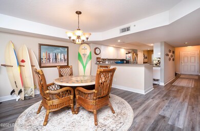 DINING ROOM TO KITCHEN
