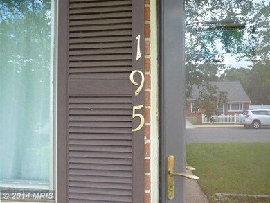 195 Martin Dr, Manassas Park, VA 20111 - photo 5