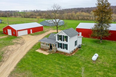 w 1565 State Road 92, Brooklyn, WI 53521 - photo 2