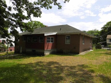 13 Pilgrim Rd, Lawrence, MA 01843 - photo 6