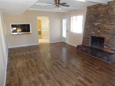 10703 Alta Loma Dr, El Paso, TX 79935 - photo 3