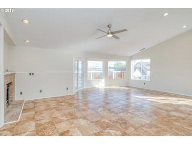 2129 Flag Stone Ct NE, Keizer, OR 97303 - photo 3