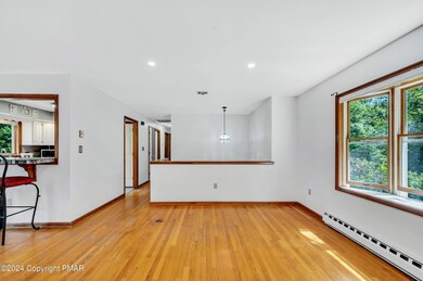 153 Wes Flo Ct, Kunkletown, PA 18058 - photo 6