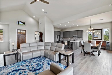 Living Room (3)