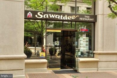 1330 N Adams Ct, Arlington, VA 22201 - photo 5