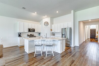 8702 Cimarron Falls Ct, Magnolia, TX 77354 - photo 6