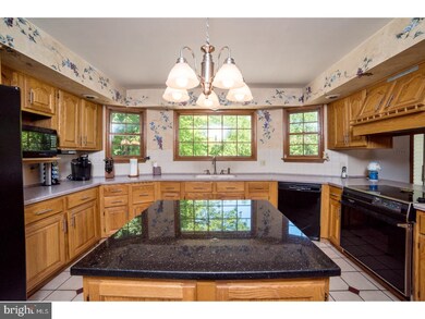 1020 Hartman Rd, Reading, PA 19606 - photo 4