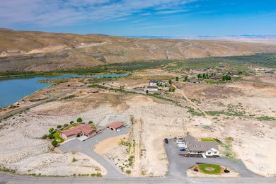 854 Slickrock Dr, MacK, CO 81525 - photo 2