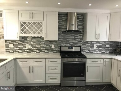 1410 S 23rd St, Philadelphia, PA 19146 - photo 5