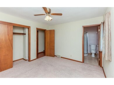 Master Bedroom w/ Master Bathroom