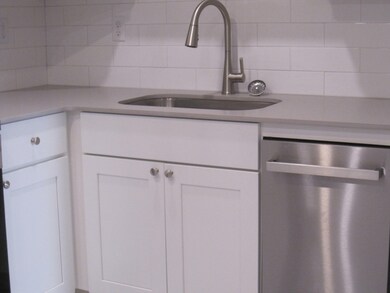 1397 Furnace Brook Pkwy unit 11, Quincy, MA 02169 - photo 4