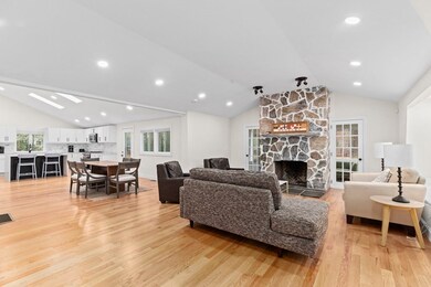 25 Kingstown Way, Duxbury, MA 02332 - photo 2