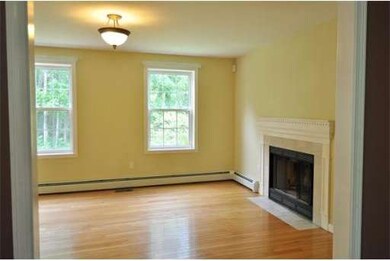 19 Diamond Hill Dr, Pelham, NH 03076 - photo 3