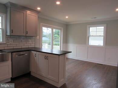 402 S Central Blvd, Broomall, PA 19008 - photo 7