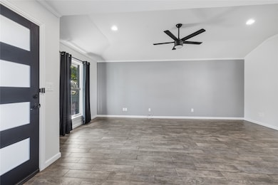 1607 Malibu Dr, Carrollton, TX 75006 - photo 5