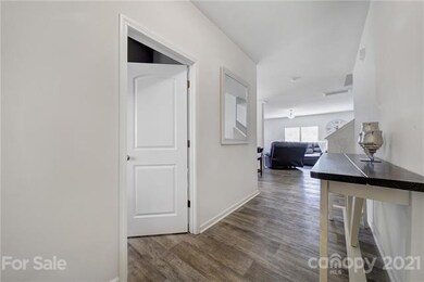 First floor bedroom with en suite full bathroom ar