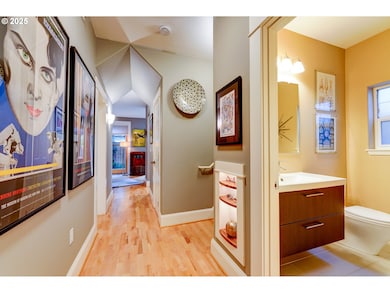 502 NE Knott St, Portland, OR 97212 - photo 7