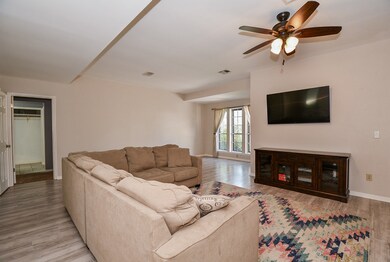 8307 Sunny Ridge Dr, Houston, TX 77095 - photo 6