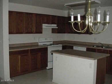 691 E Banelli Place unit II, Chandler, AZ 85286 - photo 4