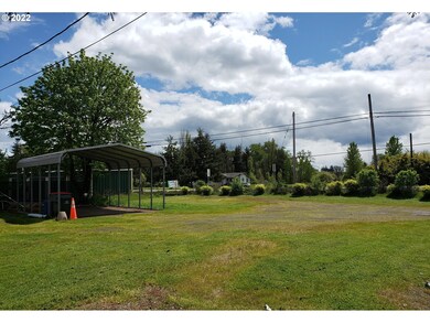 1581 W Main St, Sheridan, OR 97378 - photo 3