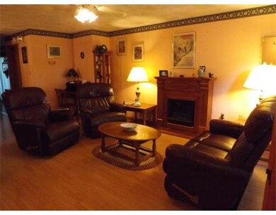 16 Milford Rd unit 6, South Grafton, MA 01560 - photo 5